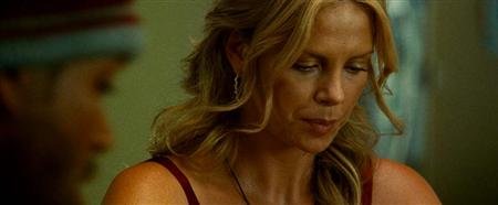 ������ / Hancock (2008) BDRip(1500Mb)