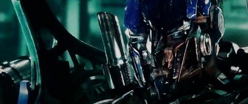 ������������ 3: Ҹ���� ������� ���� / Transformers: Dark of the Moon (2011/TS/1400MB/700MB)