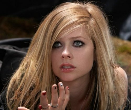 ���� ����� ����� / Foto Avril Lavigne JPG