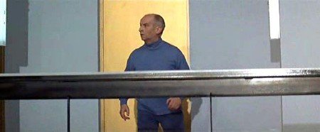 ������� - ������� / L`Homme orchestre (1970) DVDRip  