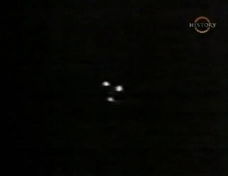 ��� � �������� ����� / UFOs and the cold war (2005) TVRip