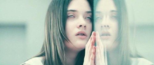 �� �� ������� ������ ������ / Beyond the Black Rainbow (2010) HDRip